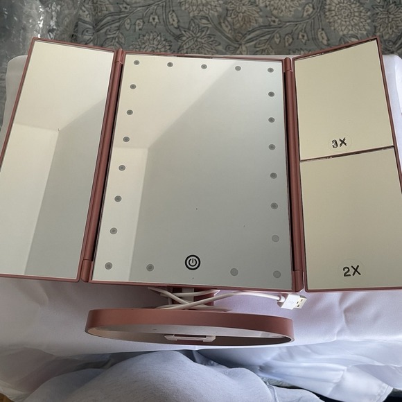 DeWeisn Folding Swivel Lighted Make-up Mirror Tone 11" Tri-Fold Rose Gold - Picture 3 of 7